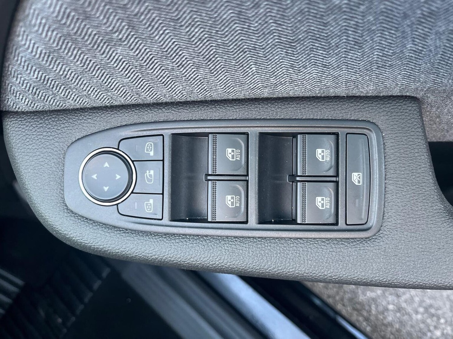 Used Renault Clio 2025 for sale - 77020612: Photo 23