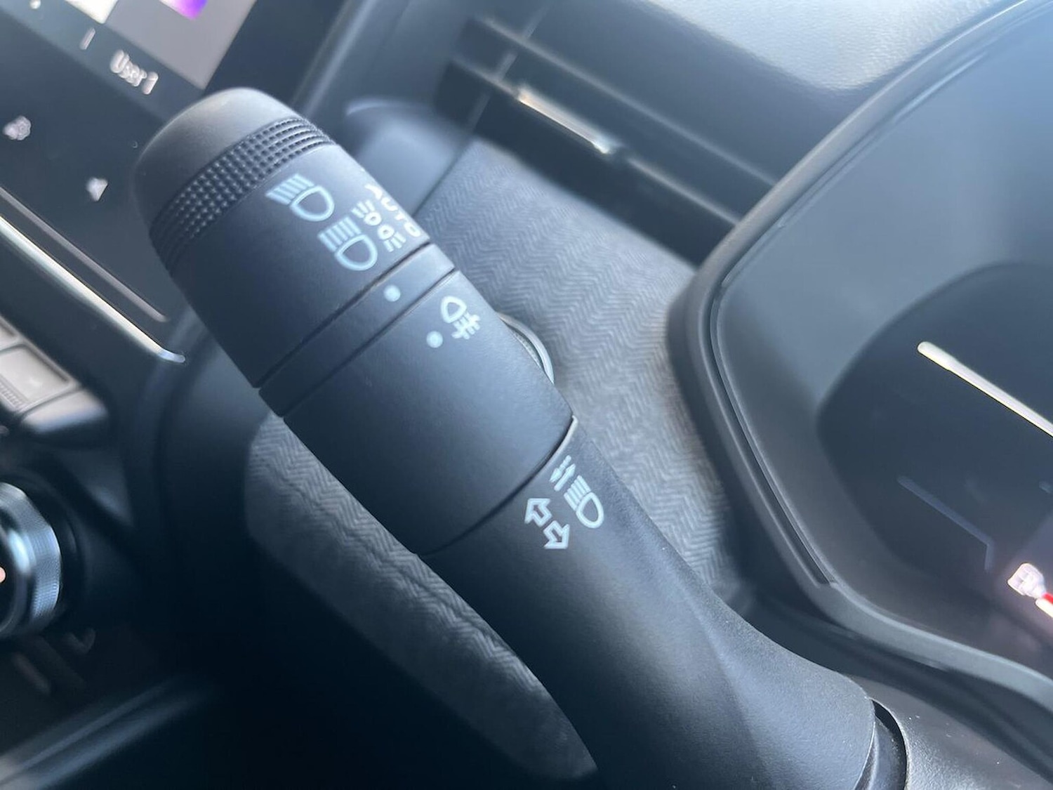 Used Renault Clio 2025 for sale - 77020612: Photo 31