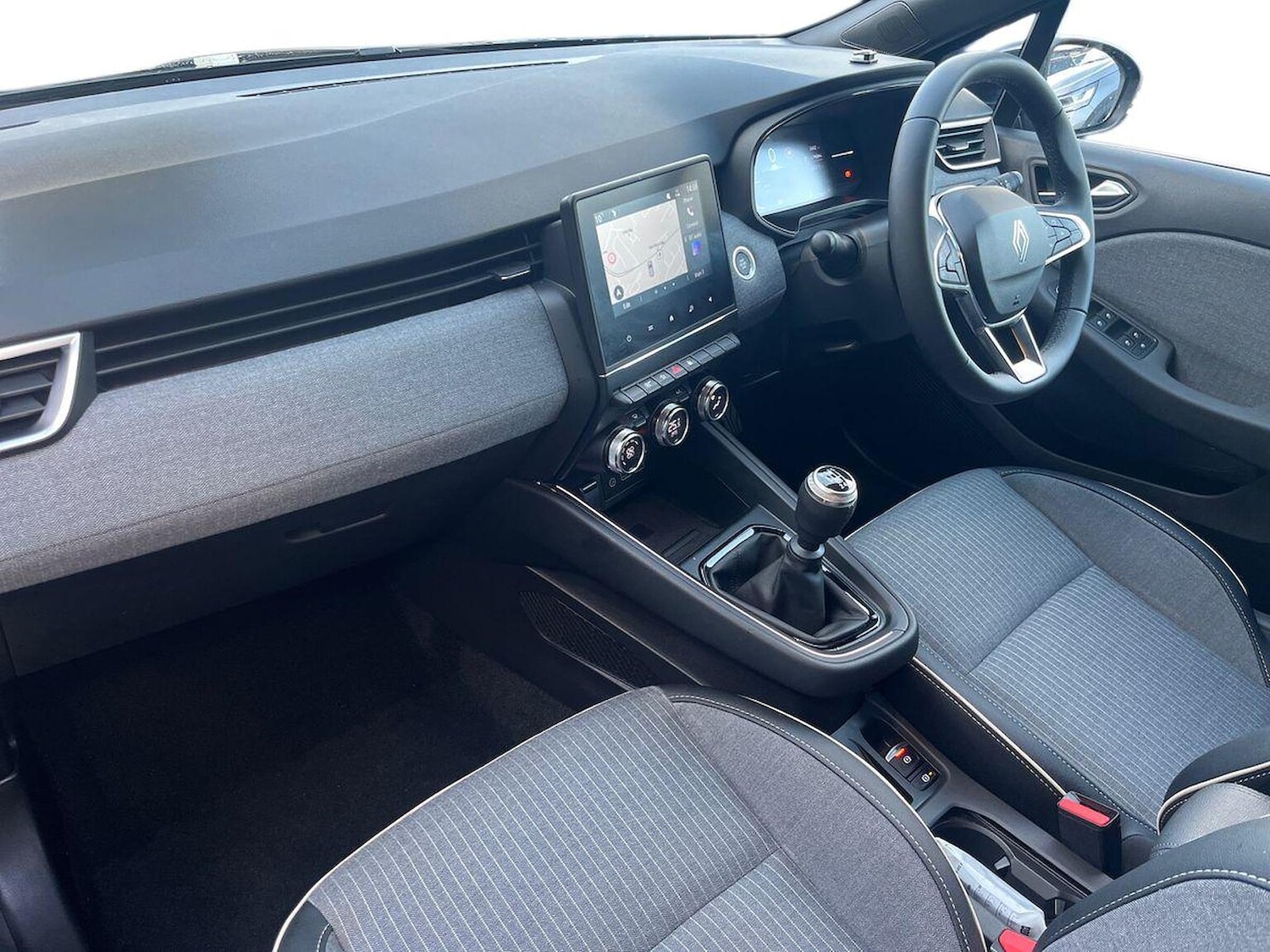 Used Renault Clio 2025 for sale - 77020612: Photo 9