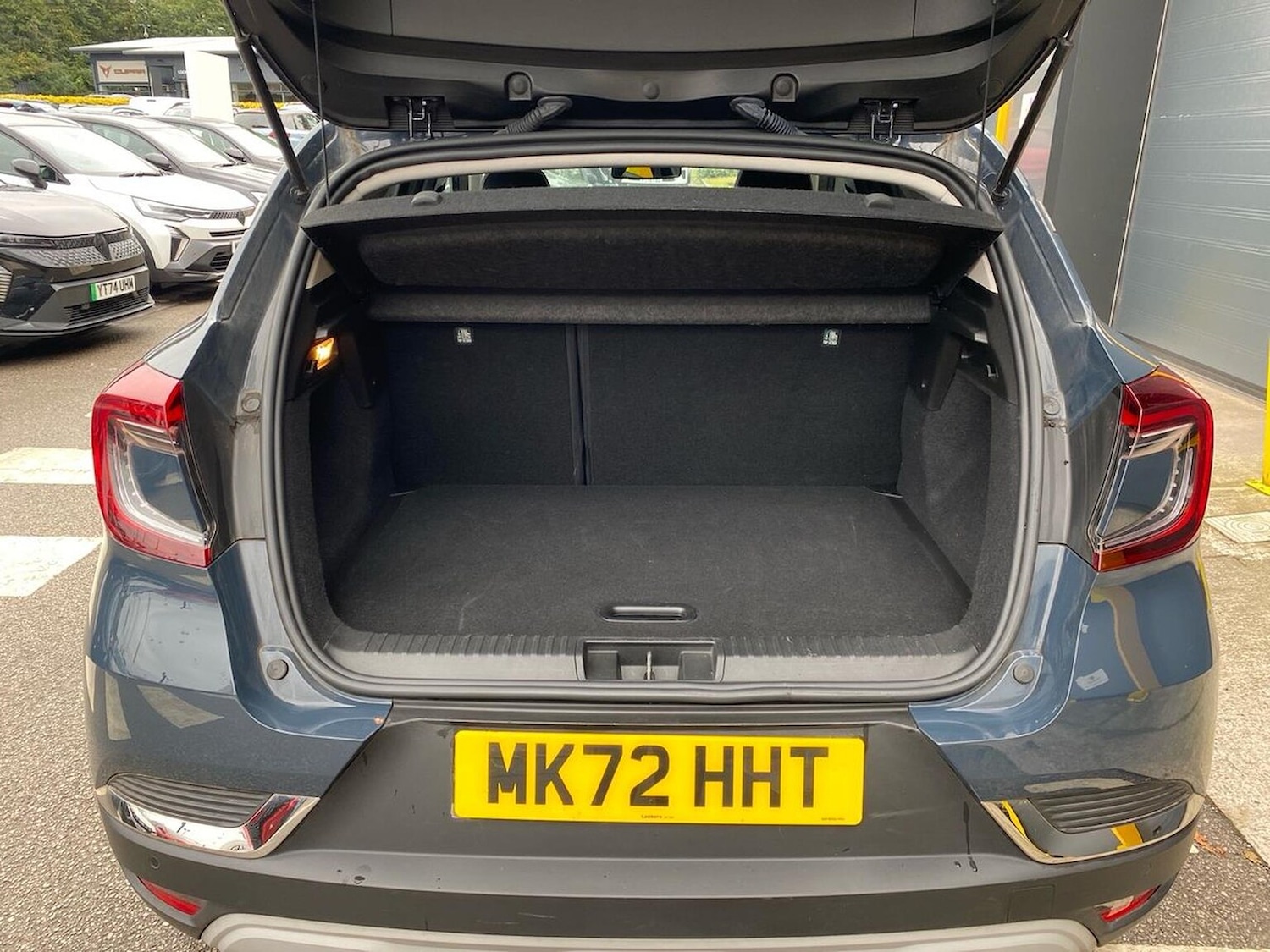 Used Renault Captur 2022 for sale - 76979891: Photo 17