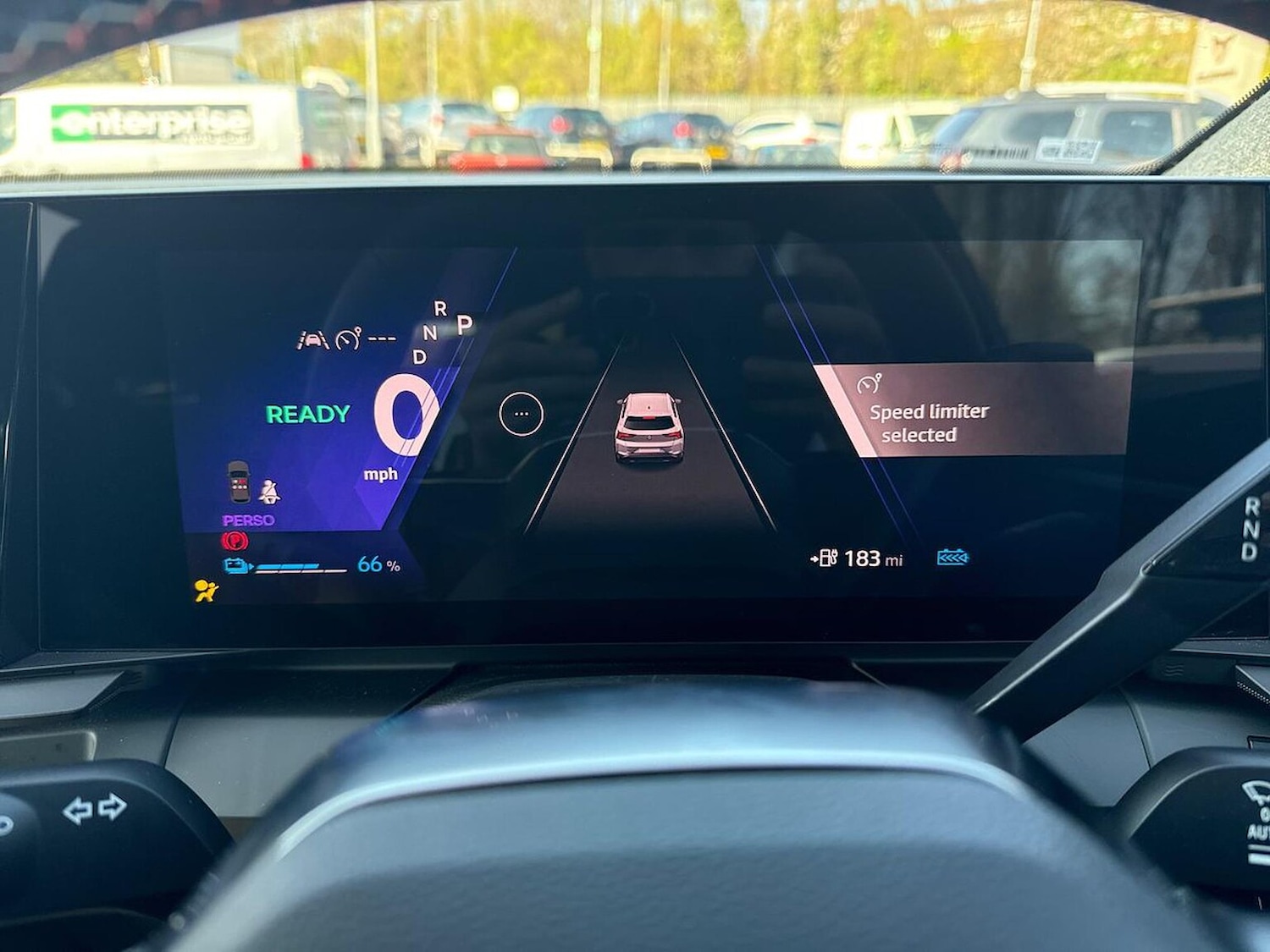 Used Renault Scenic E-Tech 2024 for sale - 76541915: Photo 10