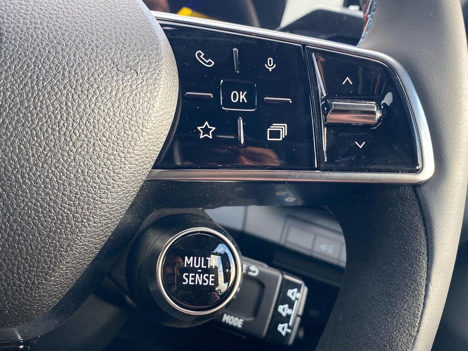 Used Renault Scenic E-Tech 2024 for sale - 76541915: Photo 27