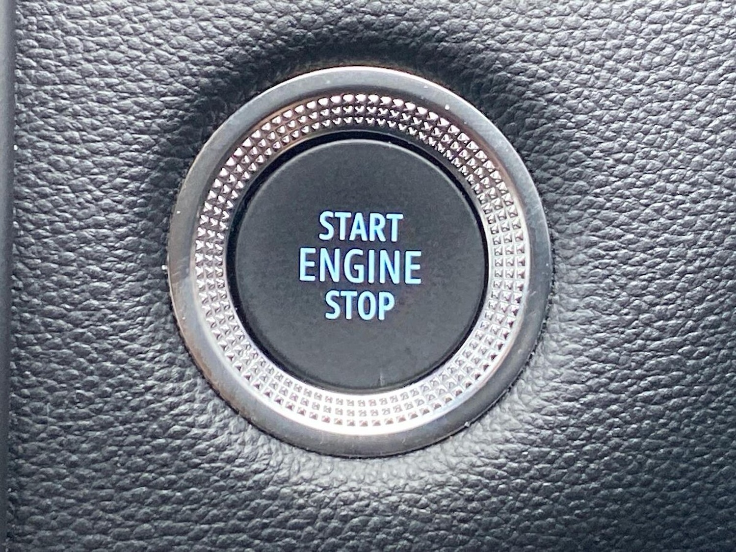 Used Renault Captur 2023 for sale - 76720325: Photo 42