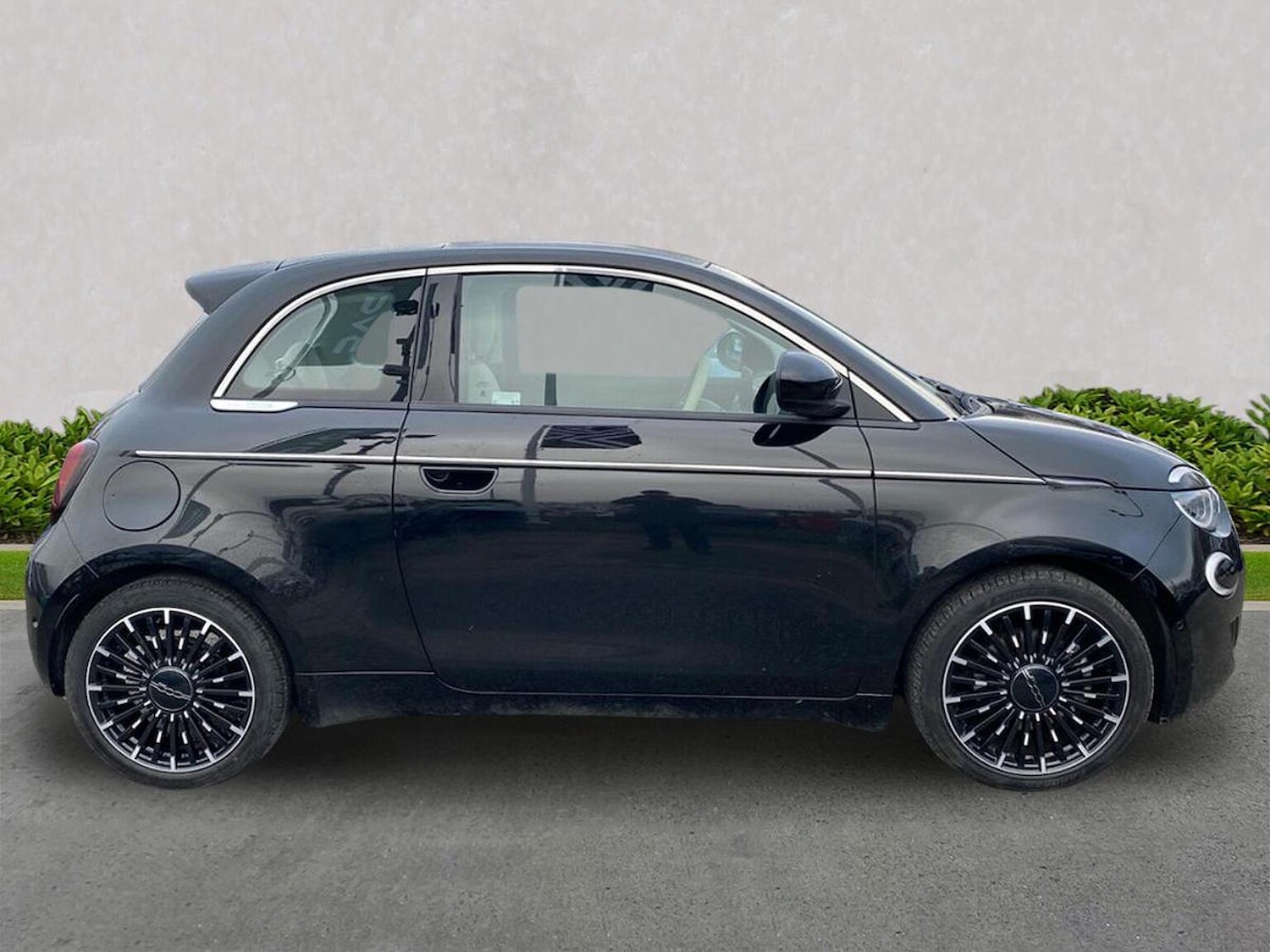 Used Fiat 500 2022 for sale - 77872077: Photo 3