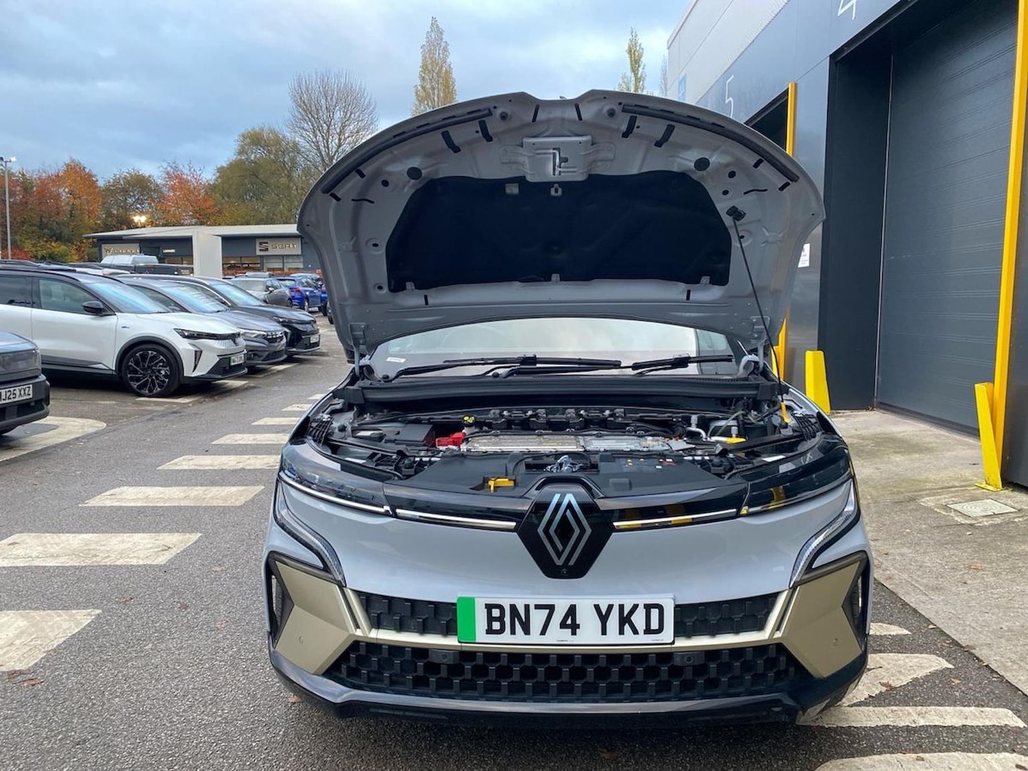 Used Renault Megane E Tech 2024 for sale - 76699411: Photo 39