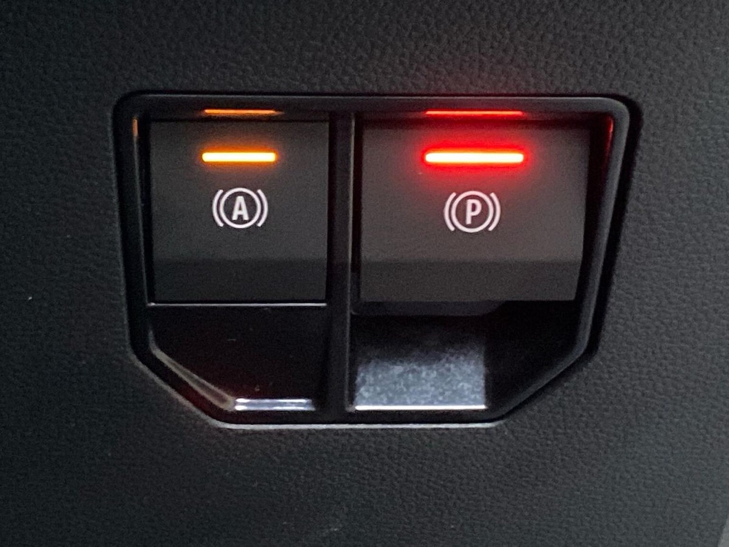 Used Renault Megane E Tech 2024 for sale - 76699411: Photo 42