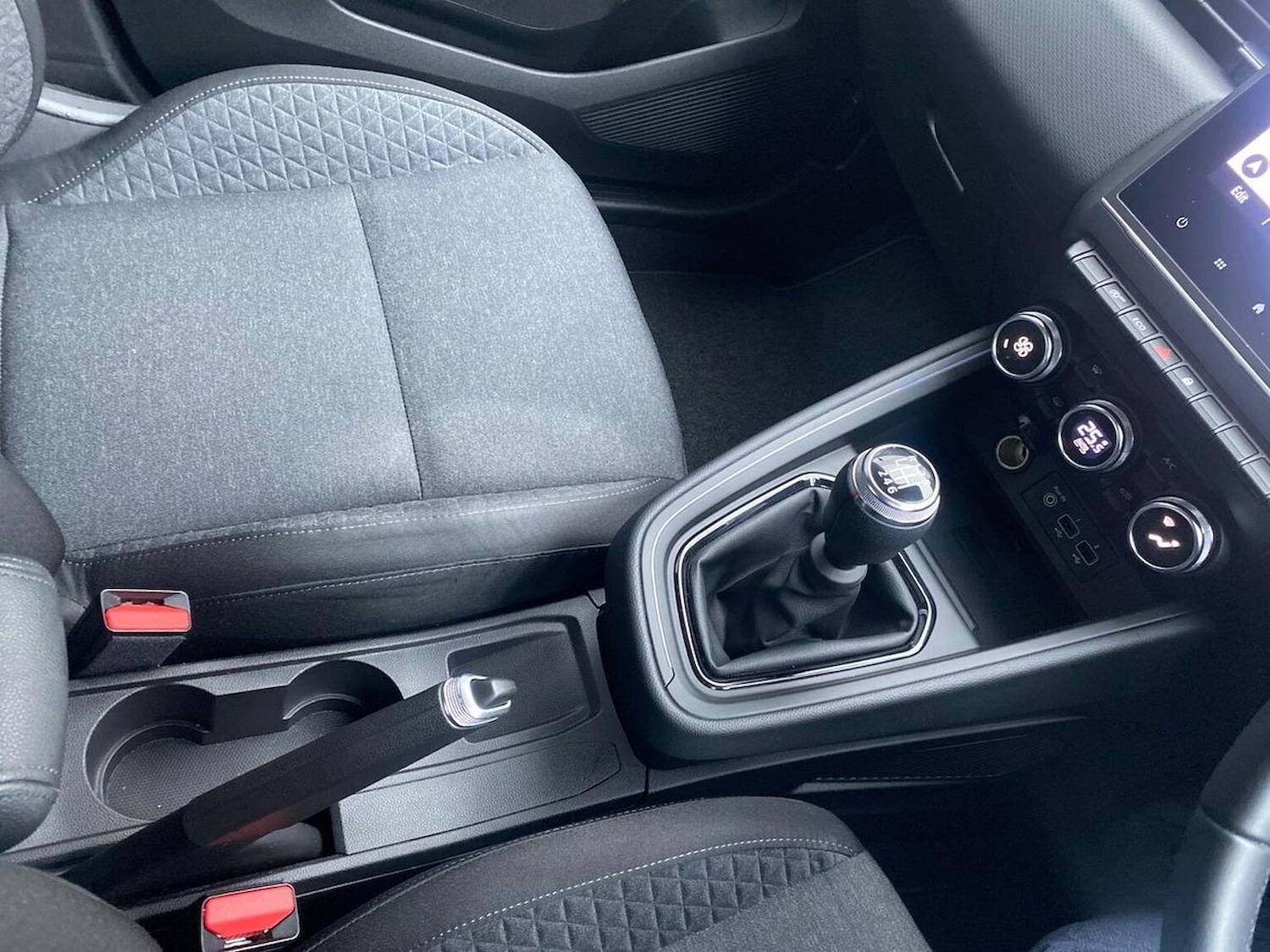 Used Renault Clio 2022 for sale - 77034637: Photo 15