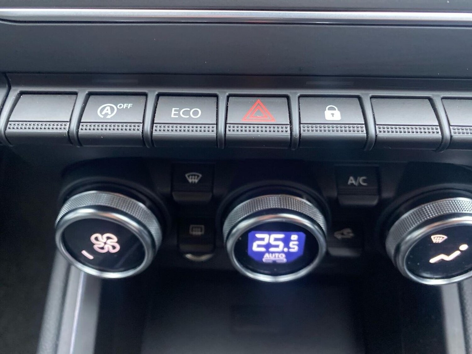 Used Renault Clio 2022 for sale - 77034637: Photo 24