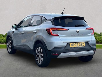 Used Renault Captur 2022 for sale - 77542508: Photo