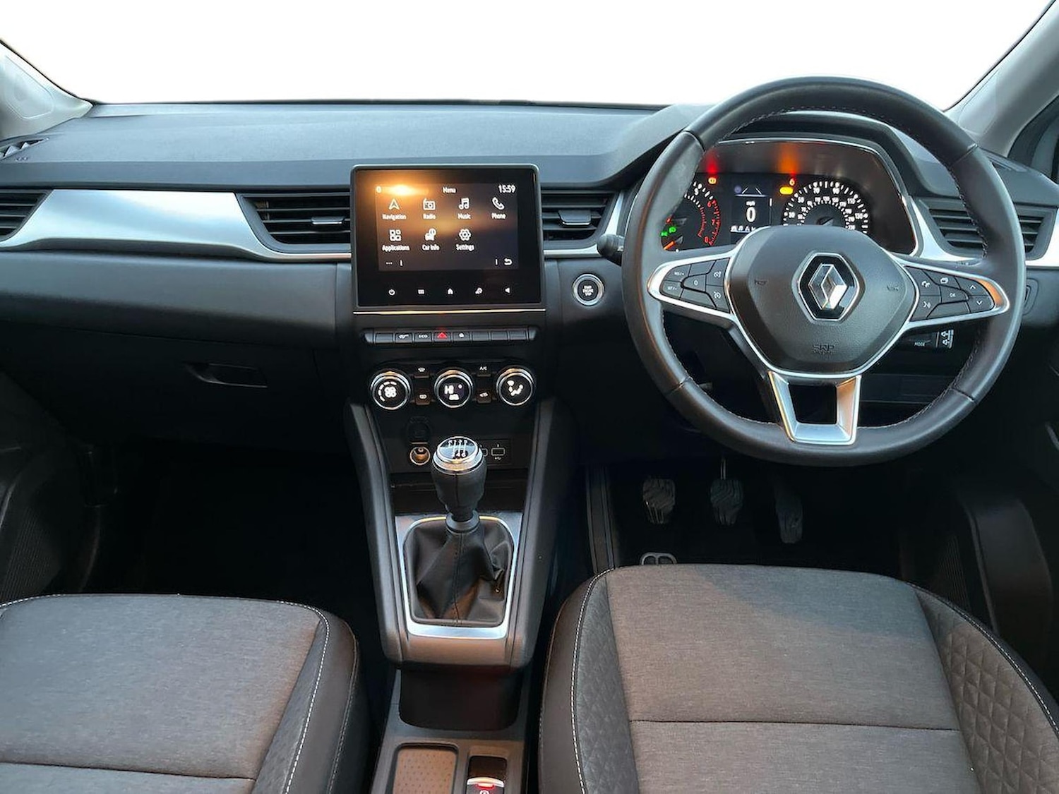 Used Renault Captur 2022 for sale - 77542508: Photo 8