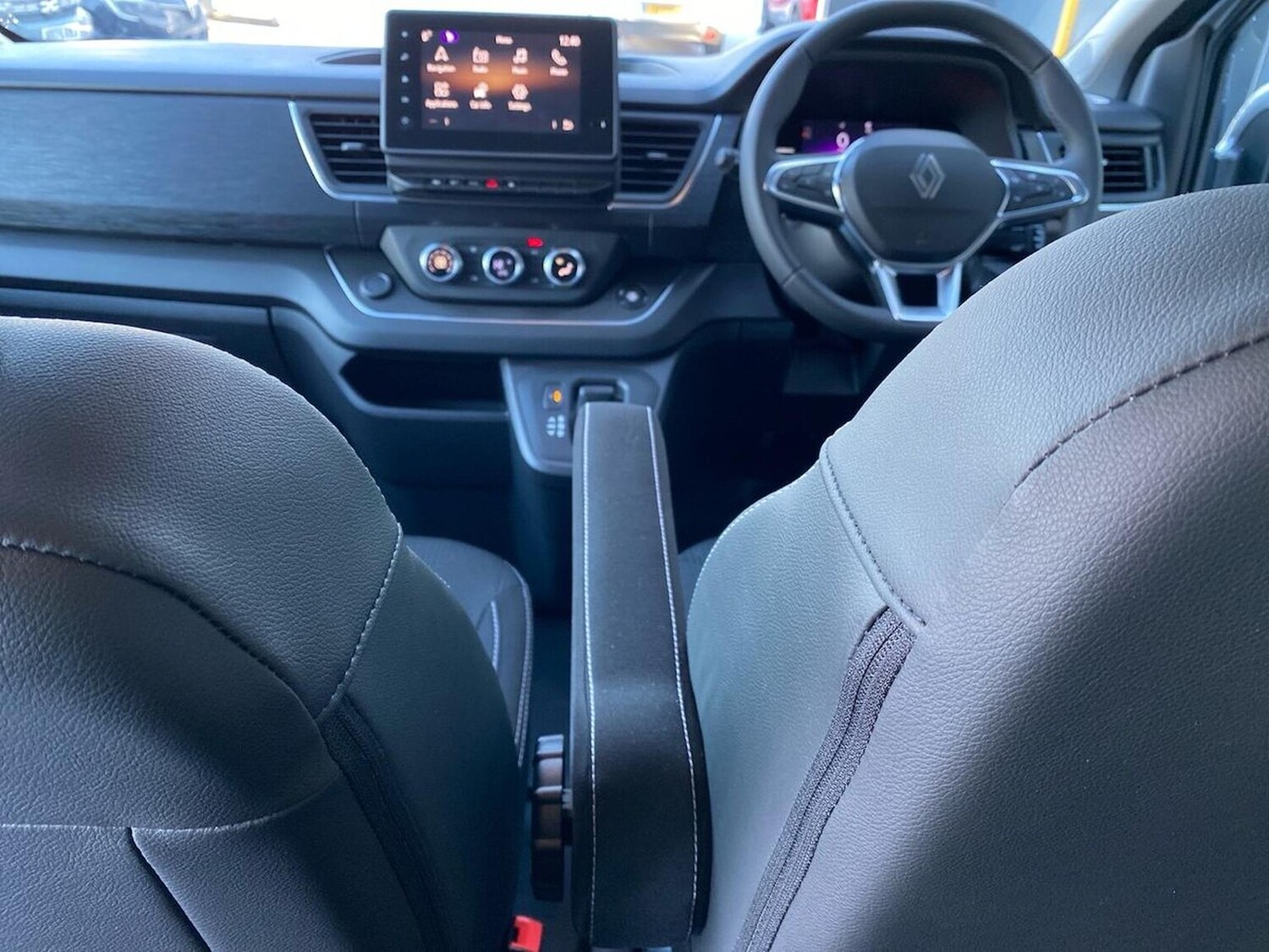 Used Renault Trafic 2025 for sale - 77488359: Photo 13