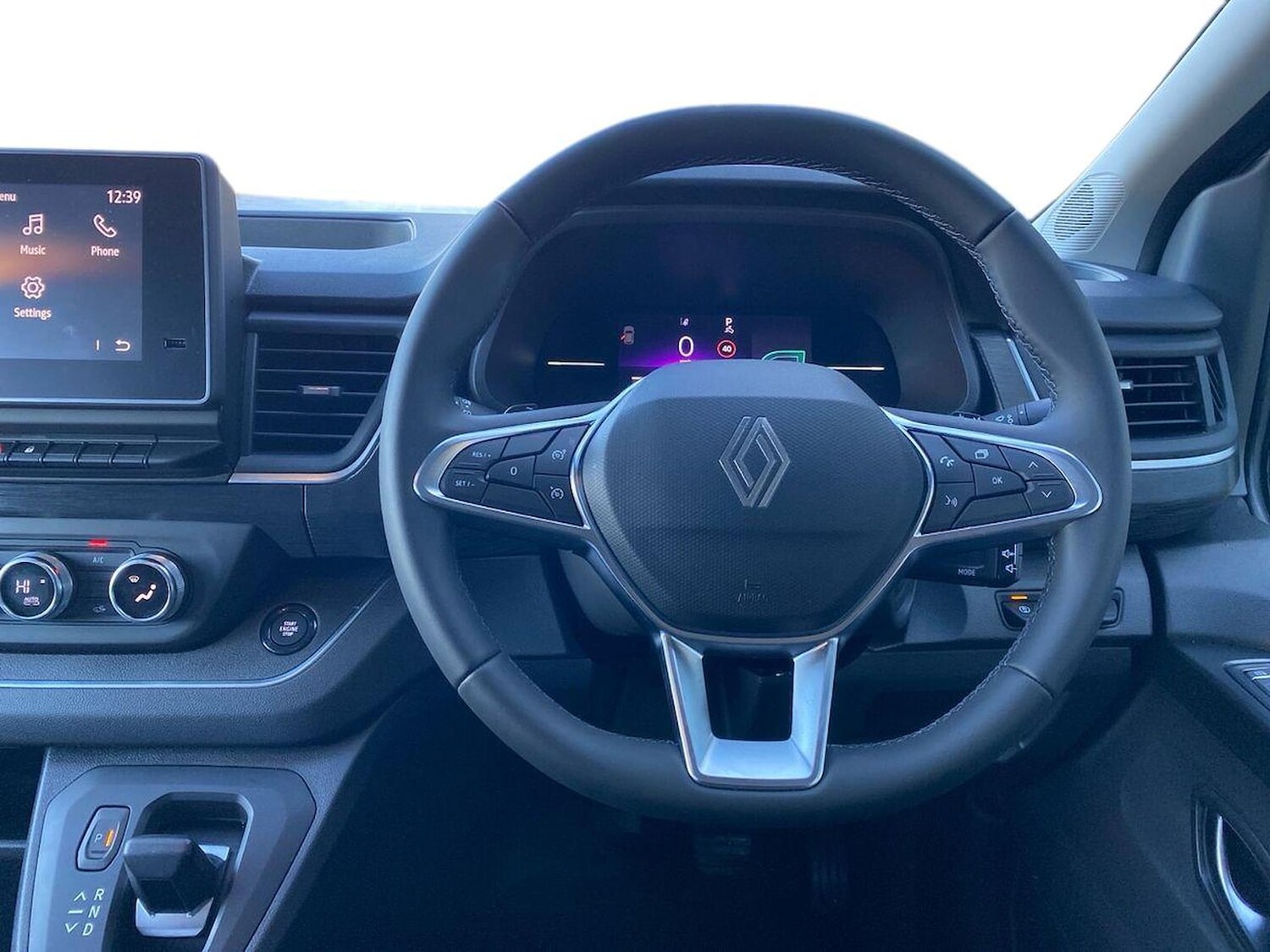 Used Renault Trafic 2025 for sale - 77488359: Photo 9