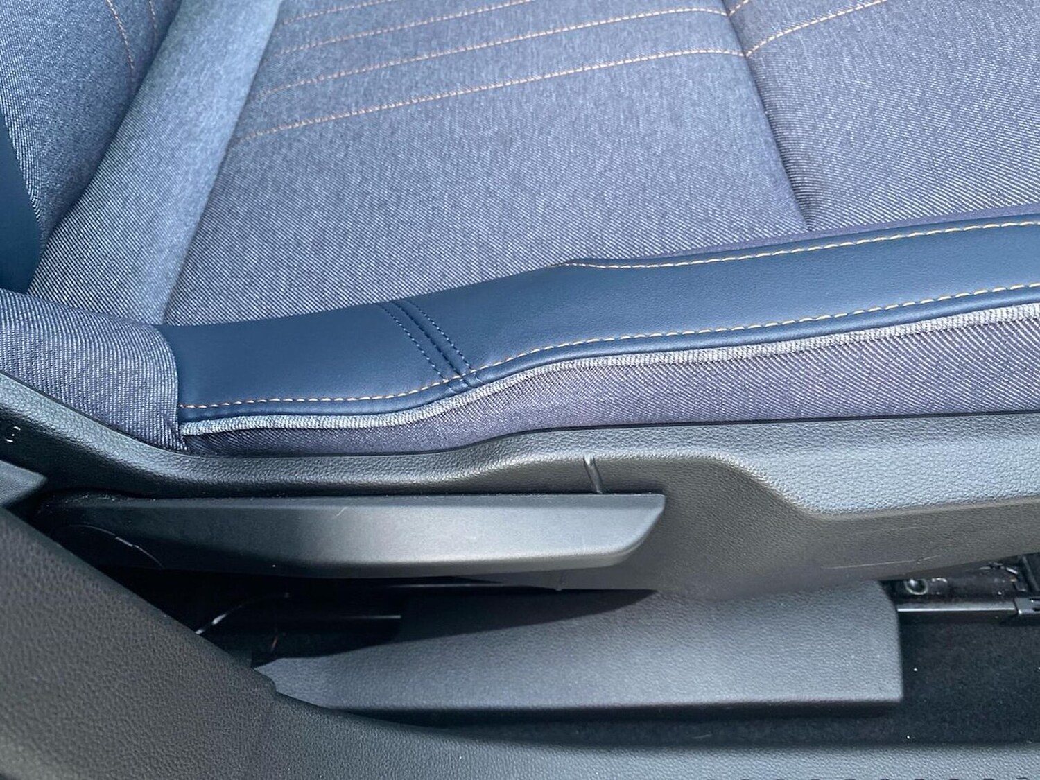 Used Renault 4 2025 for sale - 77488384: Photo 29