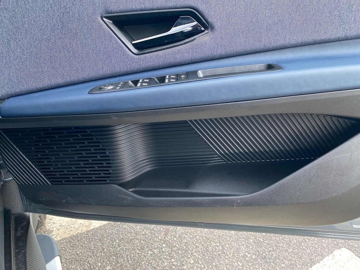 Used Renault 4 2025 for sale - 77488384: Photo 30