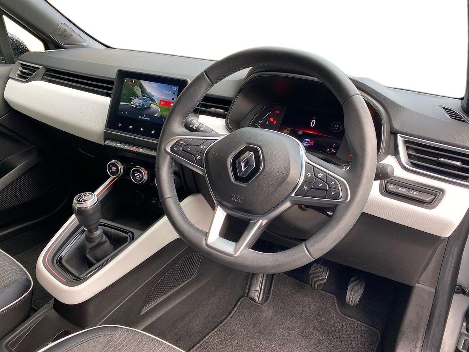 Used Renault Clio 2023 for sale - 78026156: Photo 15