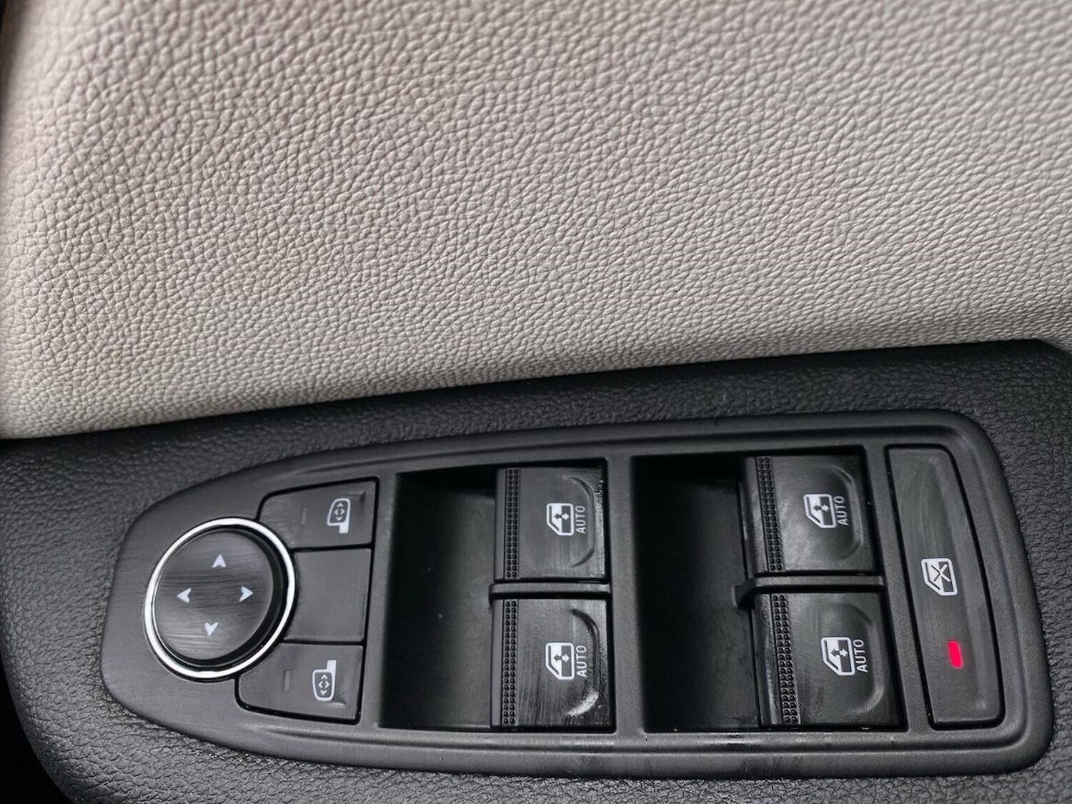 Used Renault Clio 2023 for sale - 78026156: Photo 21