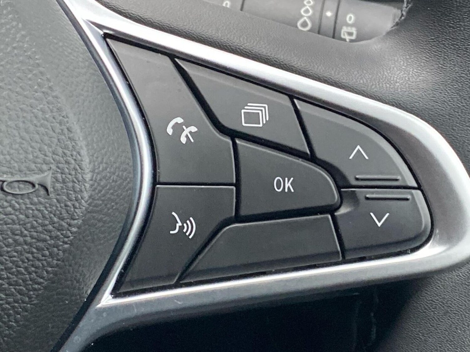 Used Renault Clio 2023 for sale - 78026156: Photo 27