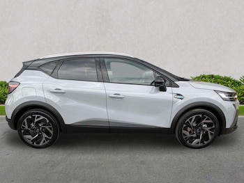 Used Renault Captur 2026 for sale - 78615034: Photo