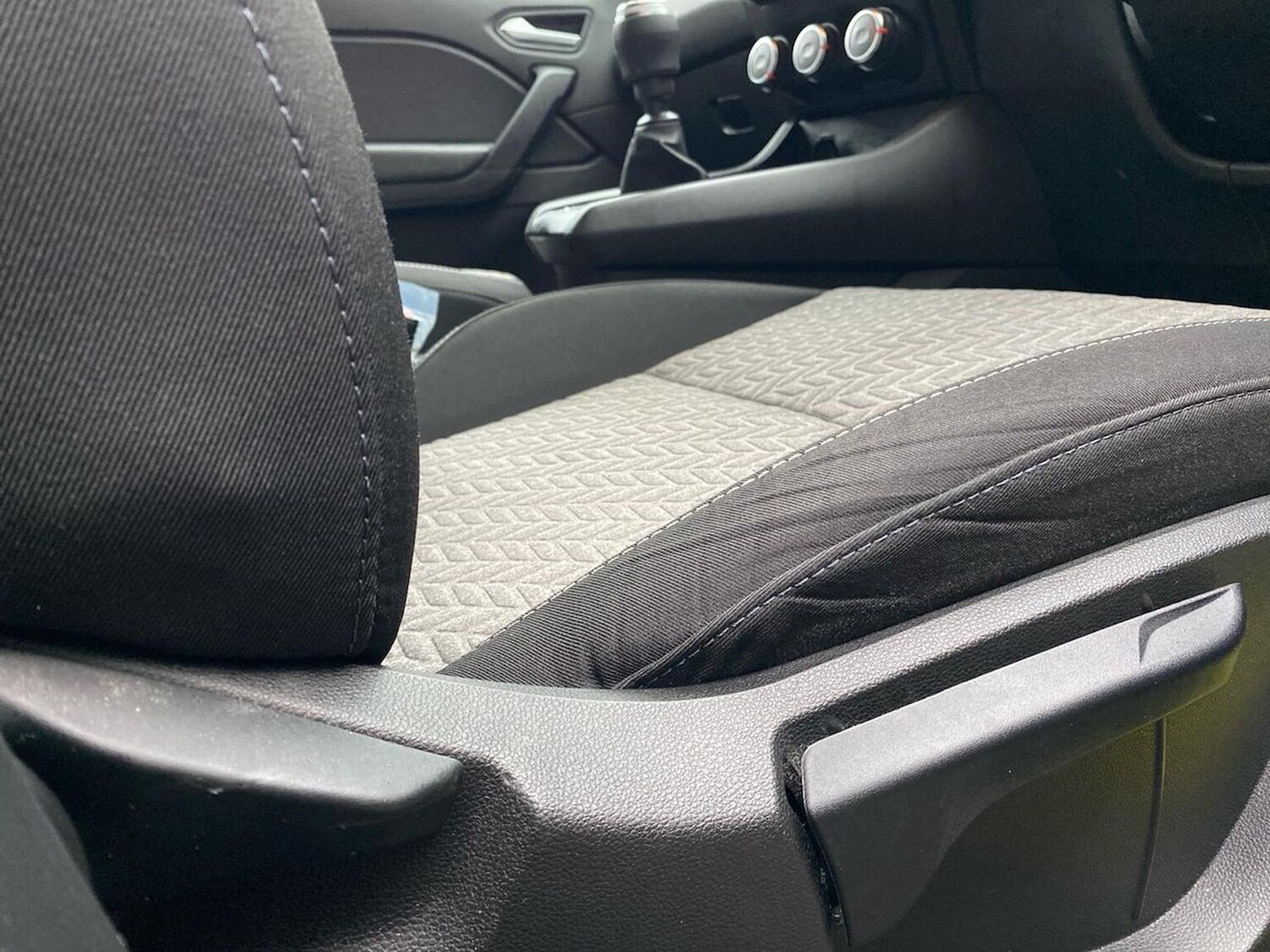 Used Renault Captur 2021 for sale - 77488375: Photo 30