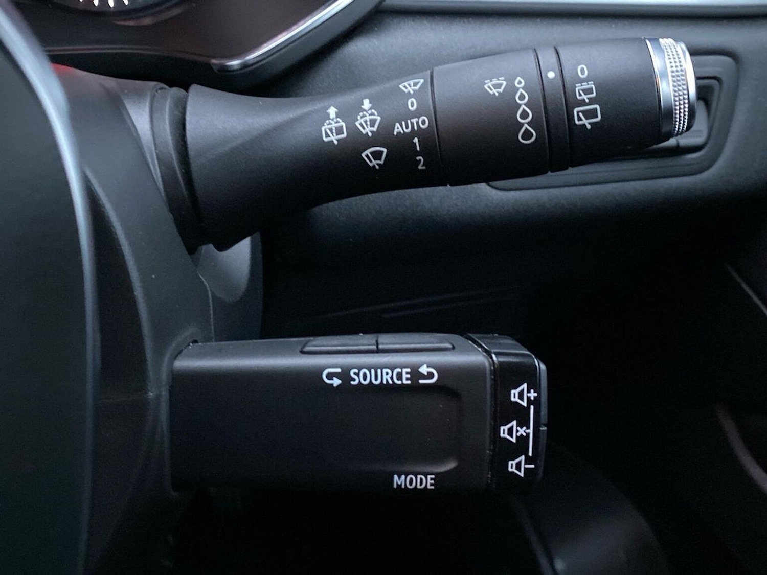 Used Renault Captur 2020 for sale - 76477231: Photo 29