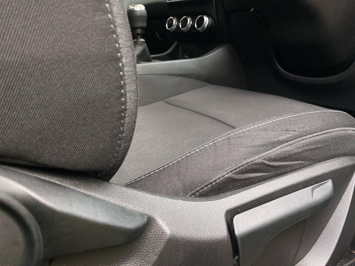 Used Renault Captur 2020 for sale - 76477231: Photo 30