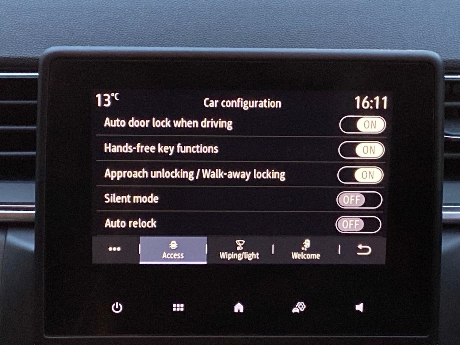 Used Renault Captur 2020 for sale - 76477231: Photo 41