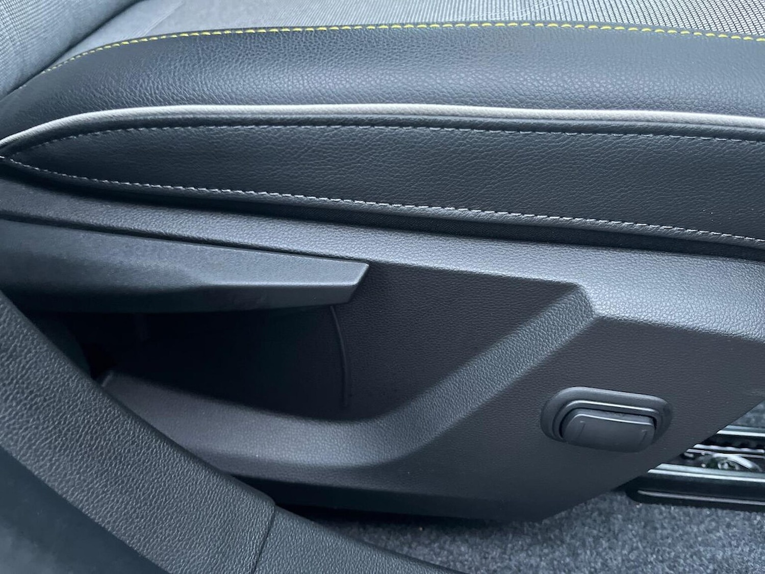 Used Renault Megane E Tech 2024 for sale - 76974588: Photo 30