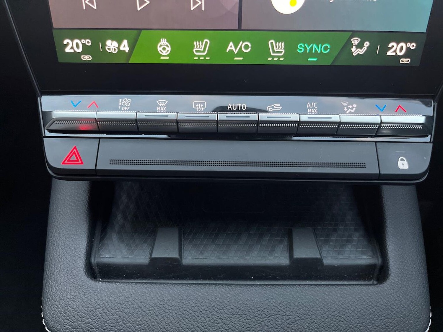 Used Renault Megane E Tech 2024 for sale - 77008261: Photo 12