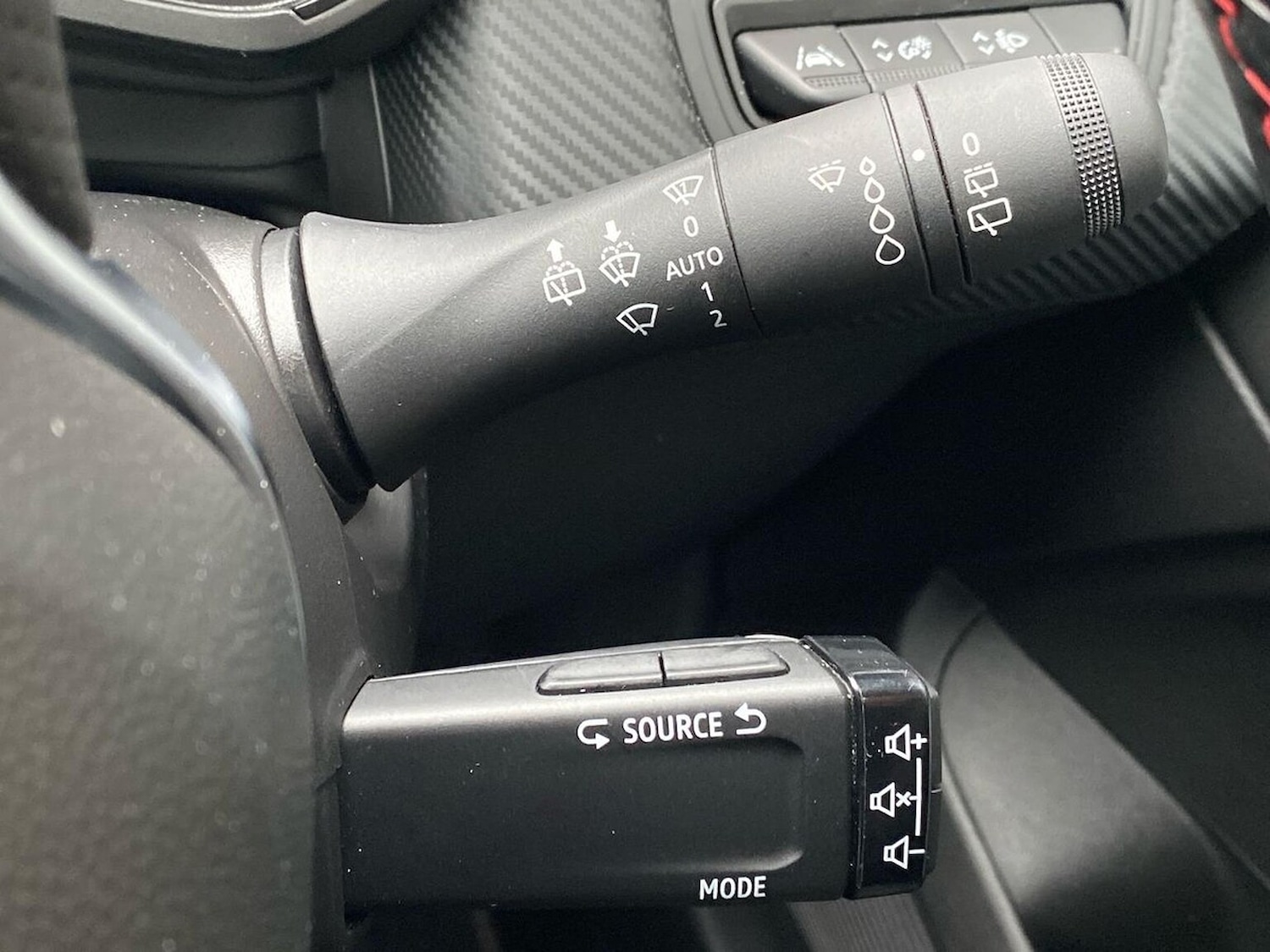 Used Renault Clio 2022 for sale - 76682632: Photo 29