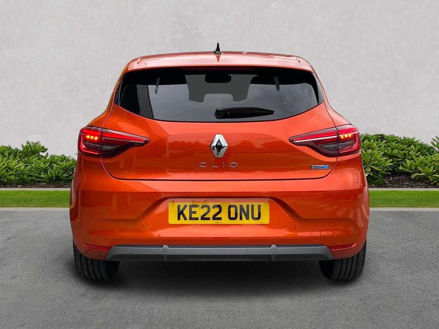 Used Renault Clio 2022 for sale - 76682632: Photo 4