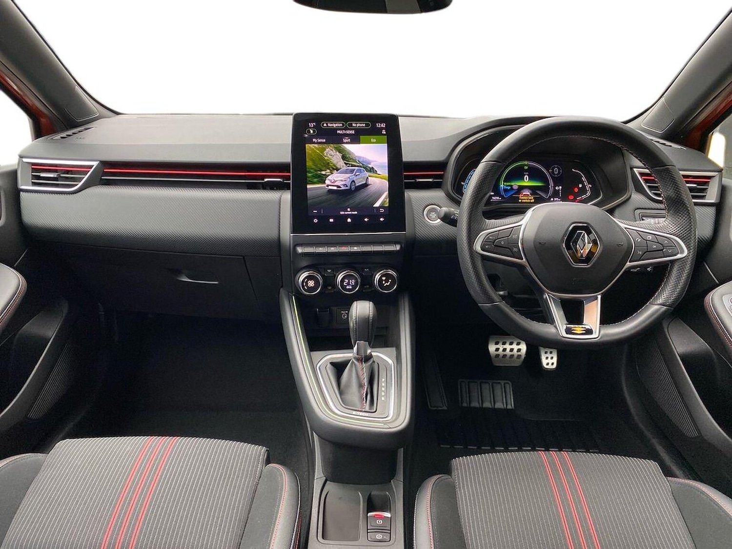 Used Renault Clio 2022 for sale - 76682632: Photo 8