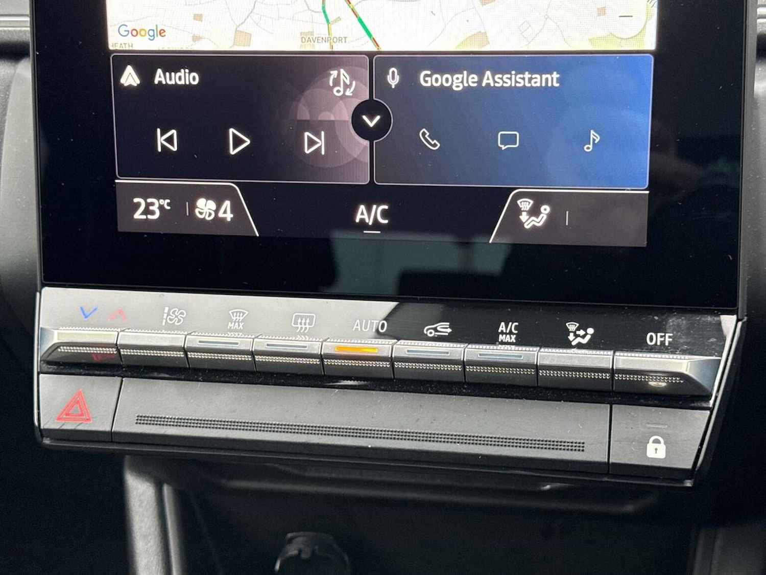 Used Renault Captur 2024 for sale - 76969959: Photo 12