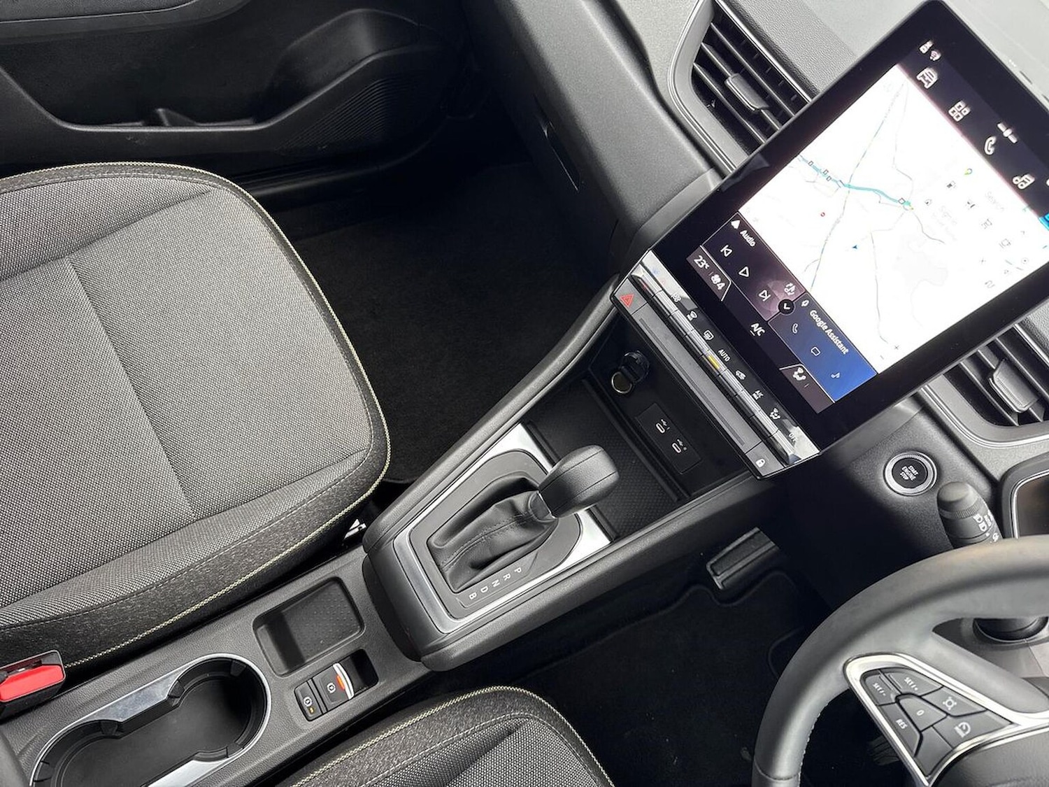 Used Renault Captur 2024 for sale - 76969959: Photo 13