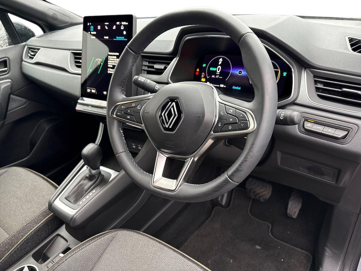 Used Renault Captur 2024 for sale - 76969959: Photo 15