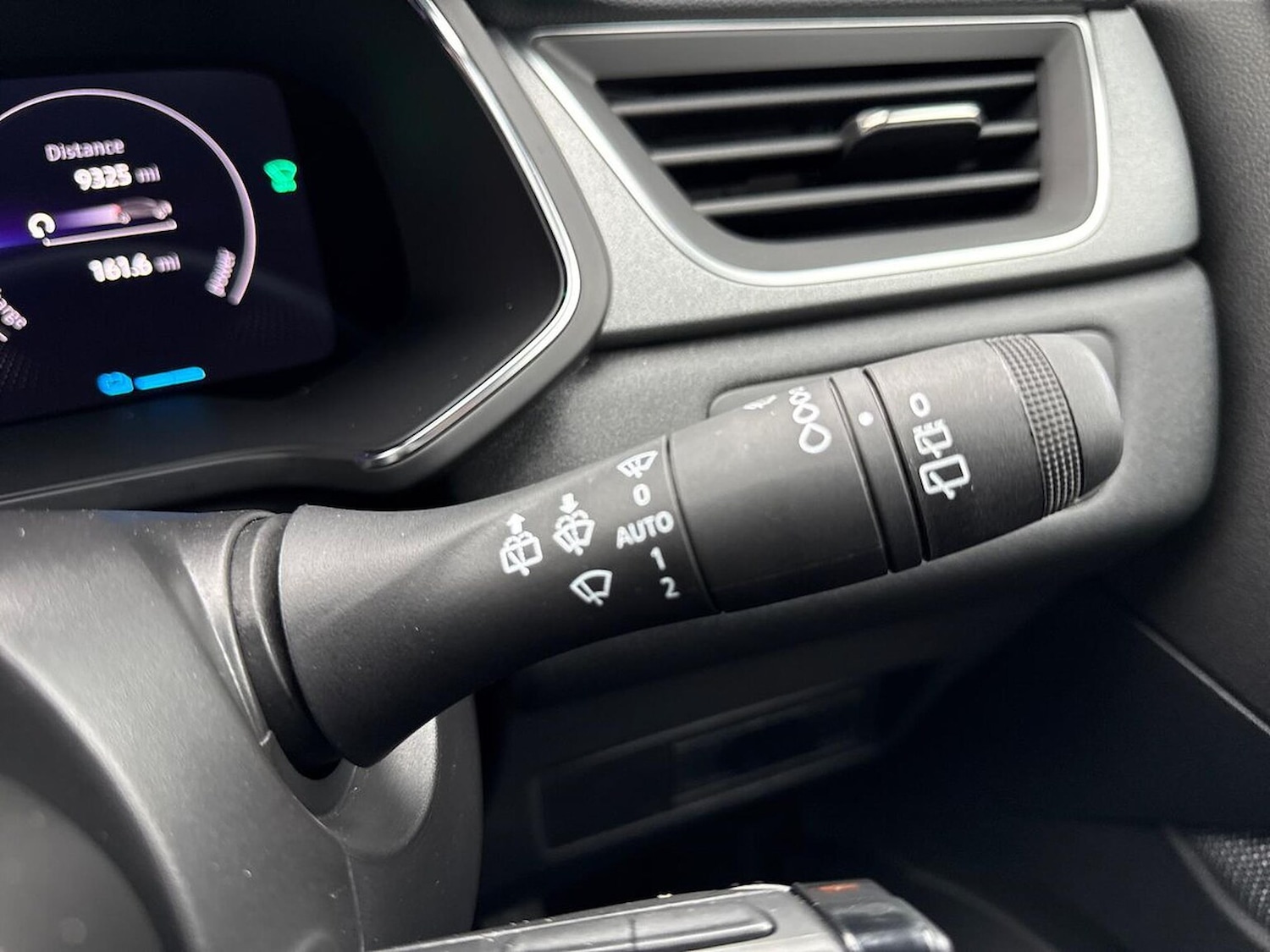 Used Renault Captur 2024 for sale - 76969959: Photo 28