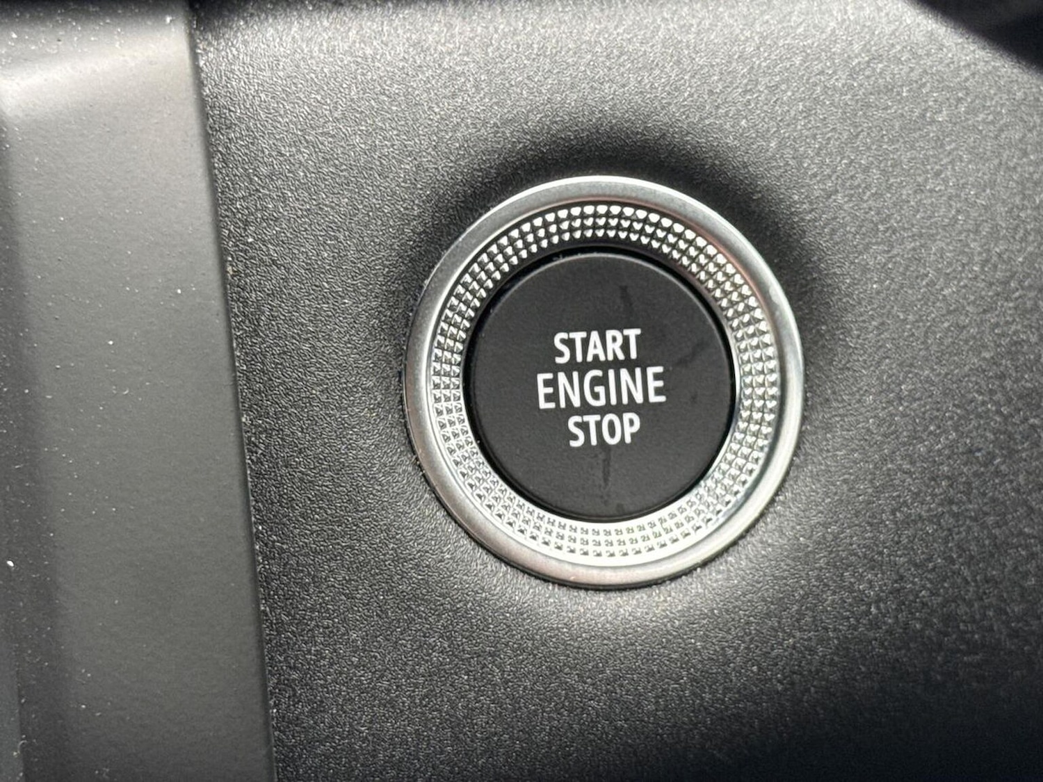 Used Renault Captur 2024 for sale - 76969959: Photo 32