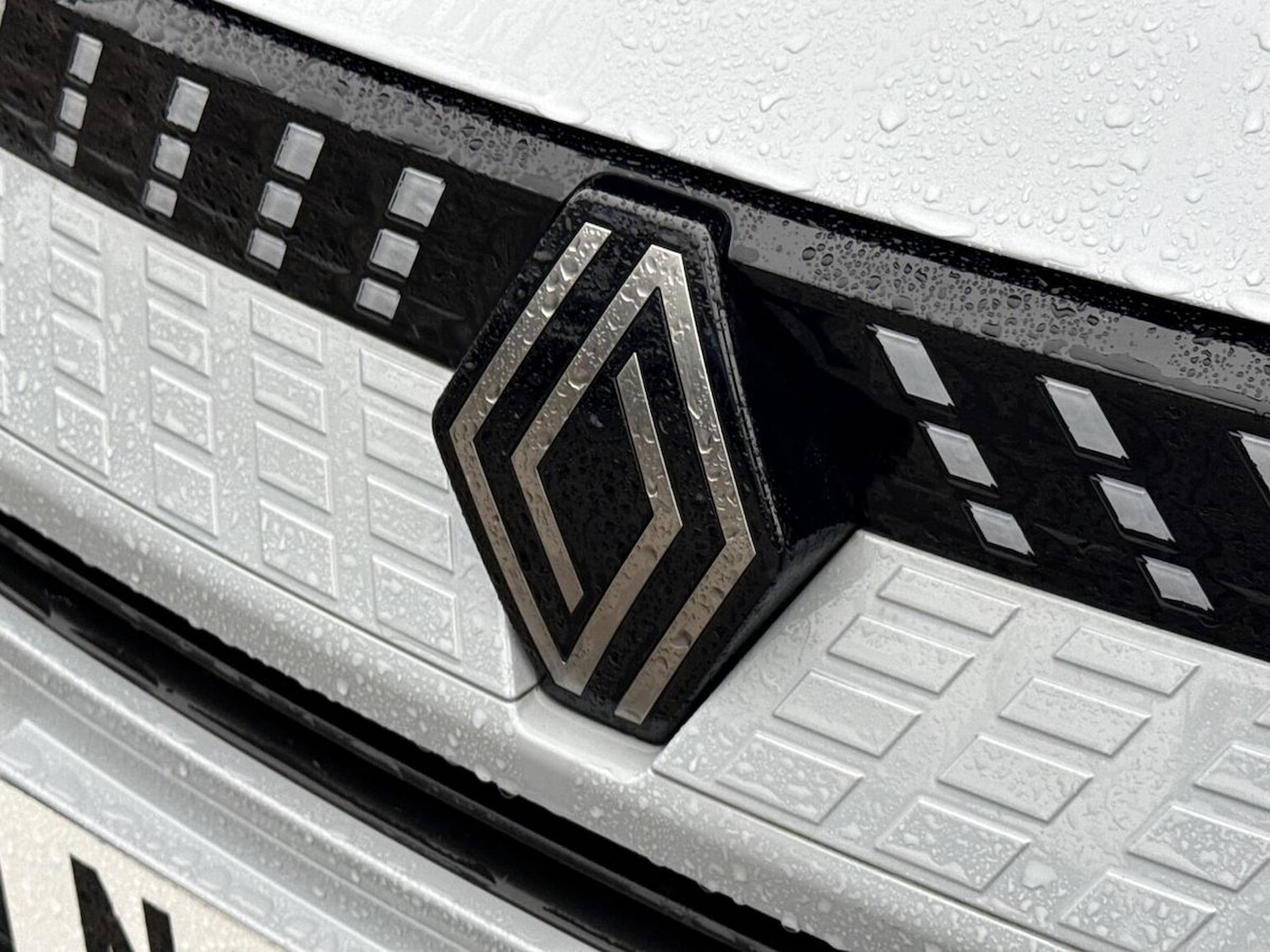 Used Renault Captur 2024 for sale - 76969959: Photo 33