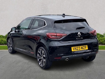 Used Renault Clio 2023 for sale - 75475851: Photo