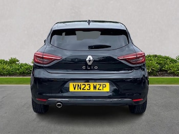Used Renault Clio 2023 for sale - 75475851: Photo