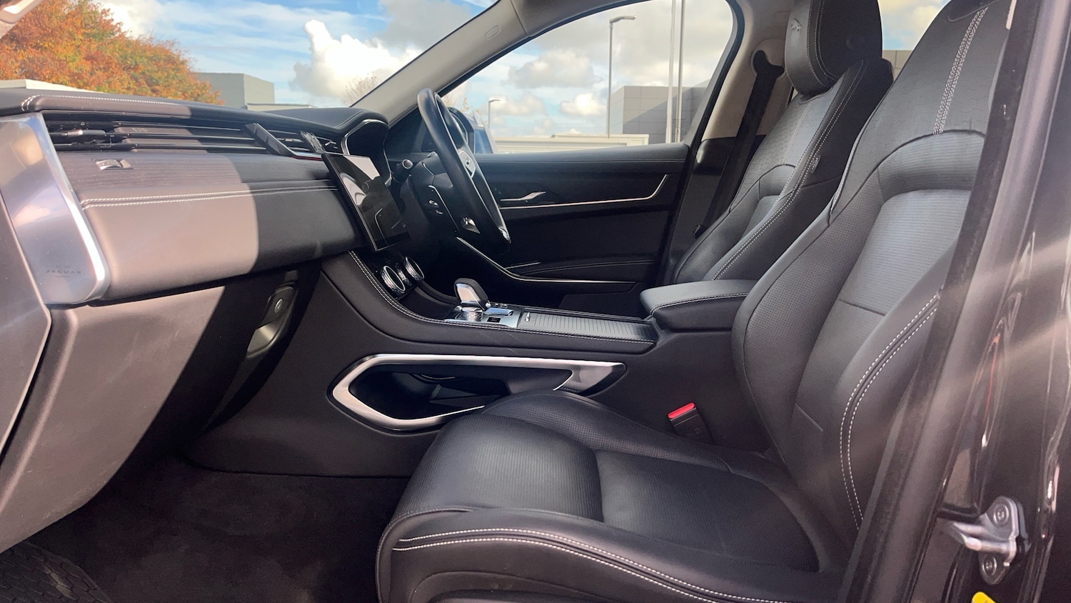 Used Jaguar F-Pace 2022 for sale - 77452920: Photo 3