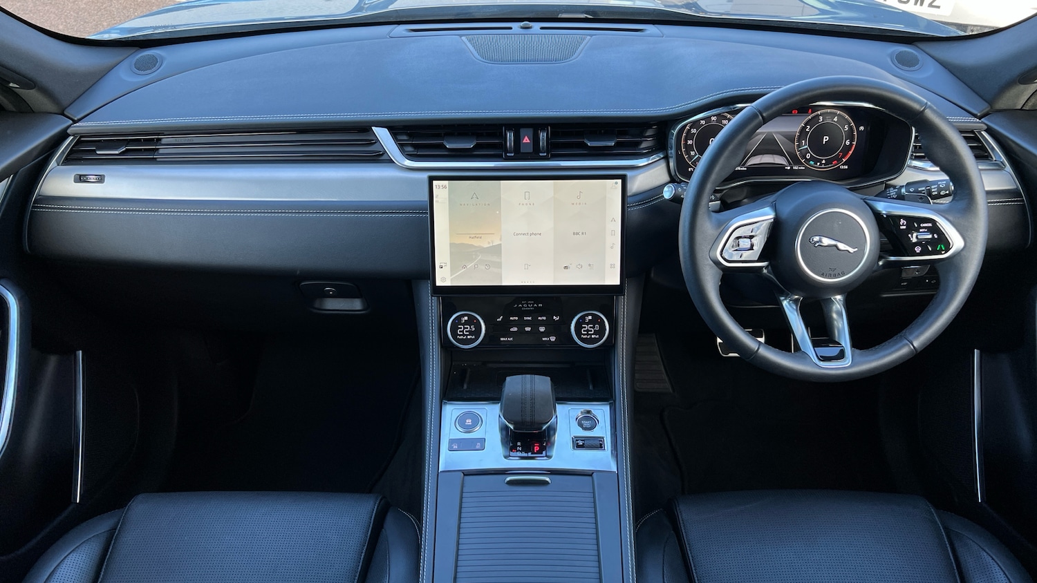 Used Jaguar F-Pace 2024 for sale - 77277116: Photo 9