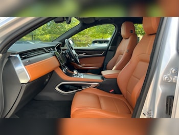 Used Jaguar F-Pace 2022 for sale - 76281277: Photo 3