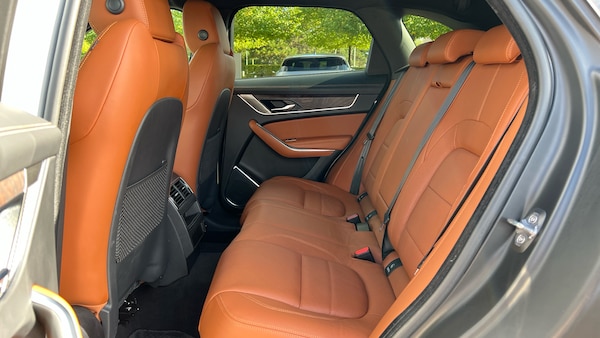 Used Jaguar F-Pace 2022 for sale - 76281277: Photo 4