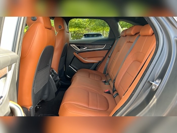 Used Jaguar F-Pace 2022 for sale - 76281277: Photo 4