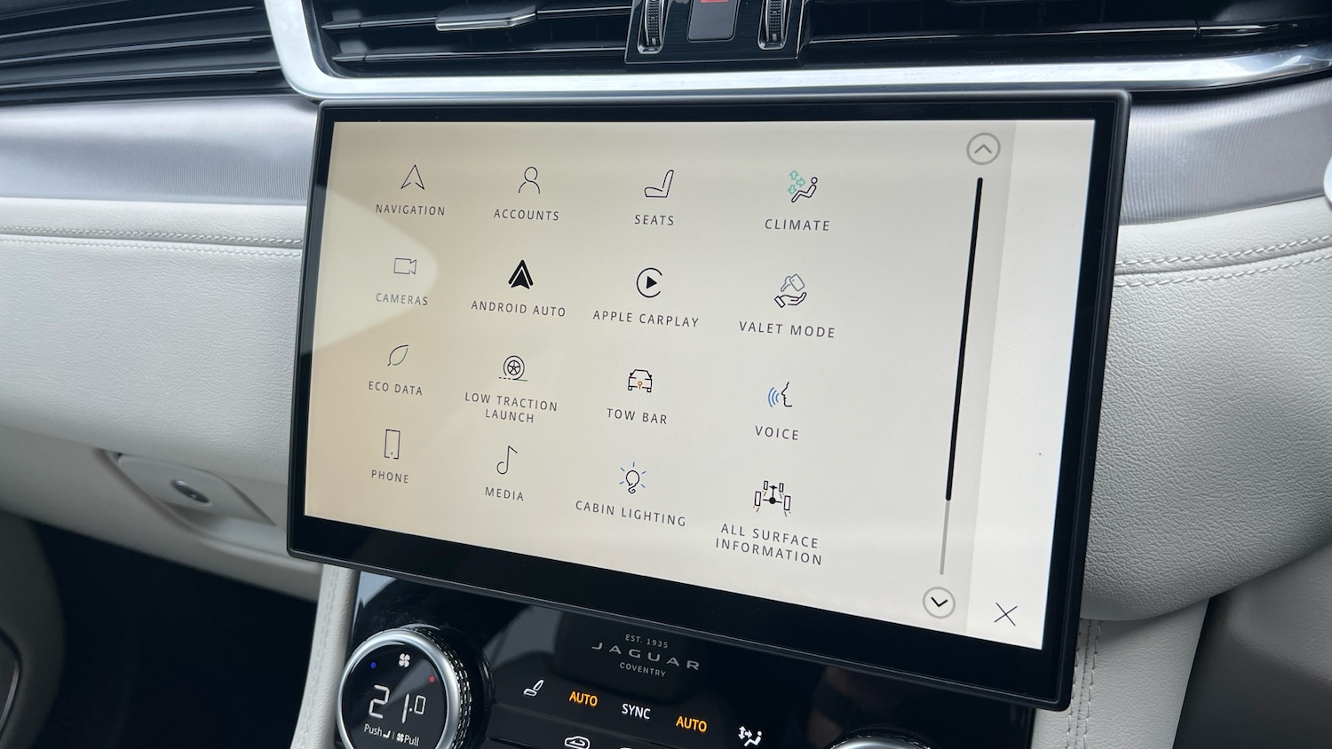 Used Jaguar F-Pace 2023 for sale - 76057657: Photo 25