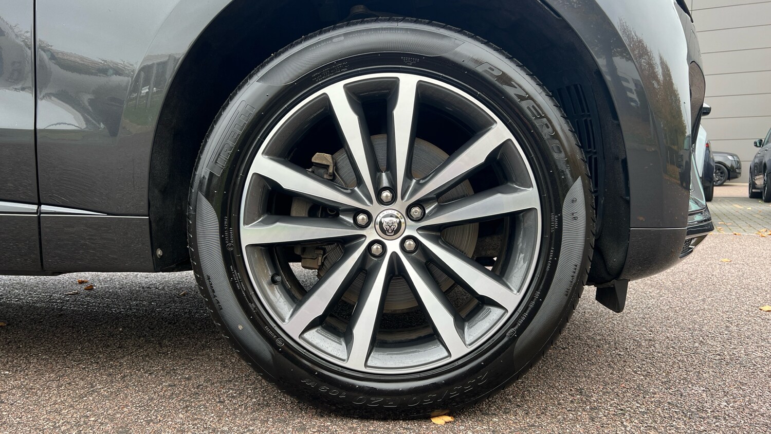 Used Jaguar F-Pace 2023 for sale - 76057657: Photo 8