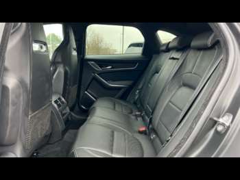 Used Jaguar F-Pace 2023 for sale - 74432670: Photo