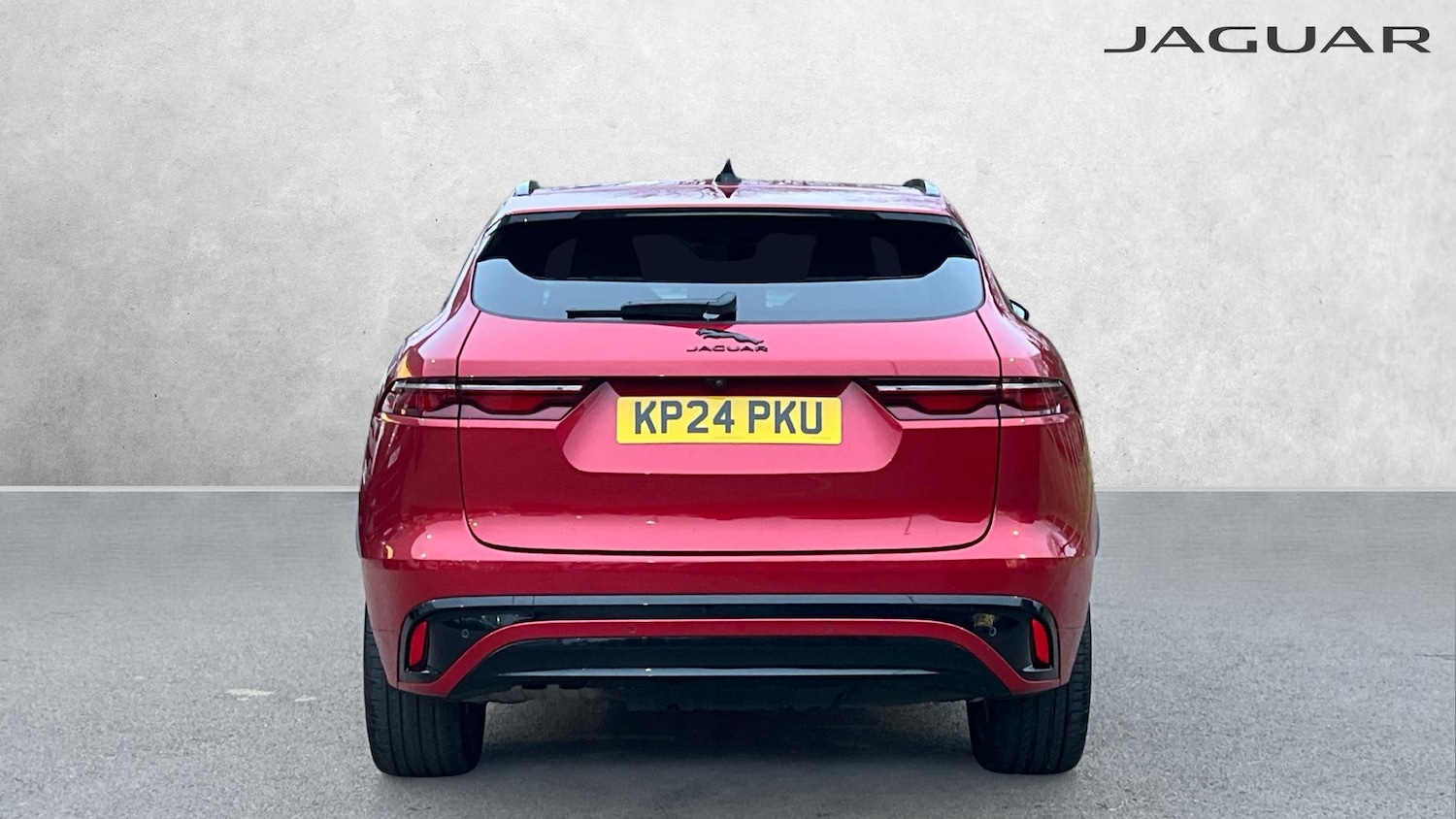 Used Jaguar F-Pace 2024 for sale - 77668276: Photo 6