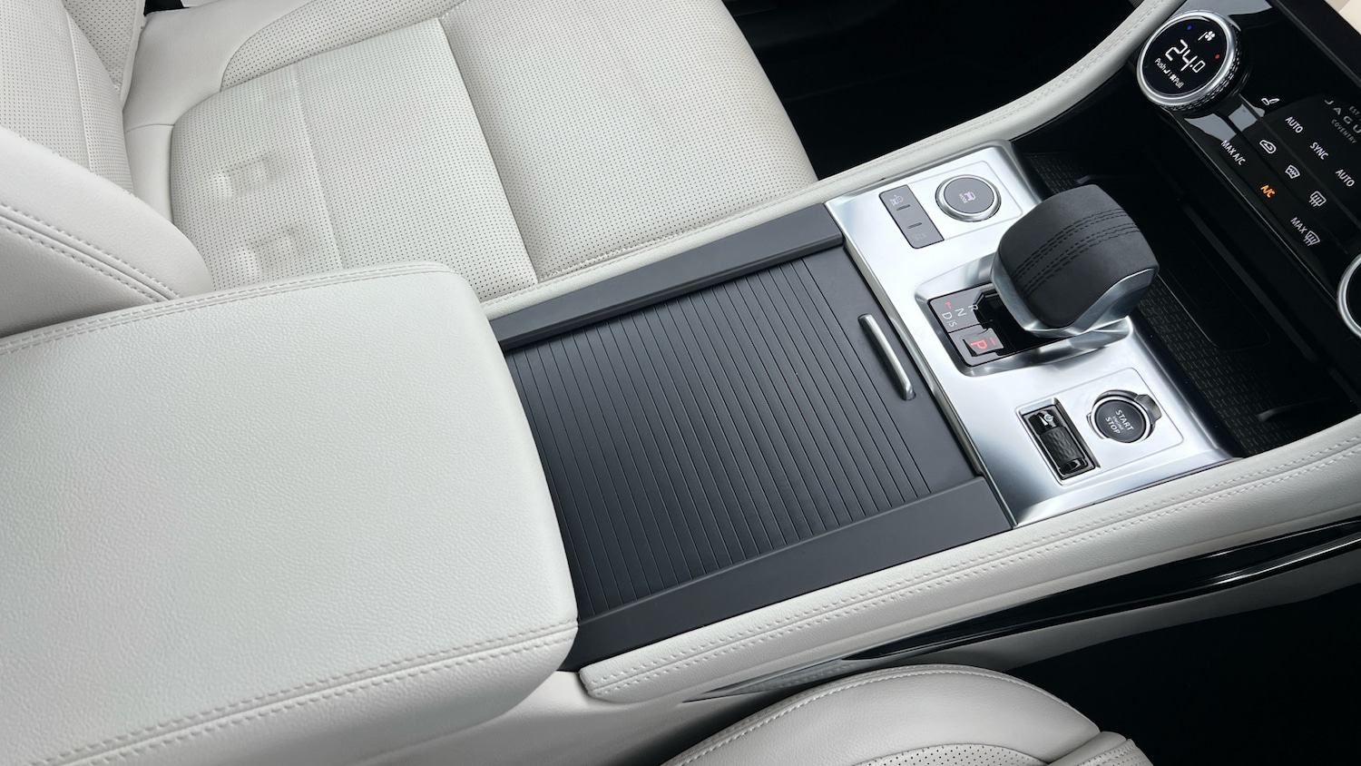 Used Jaguar F-Pace 2022 for sale - 76257888: Photo 25