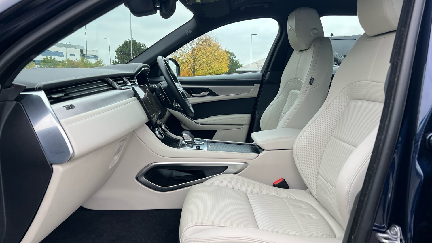 Used Jaguar F-Pace 2022 for sale - 76257888: Photo 3